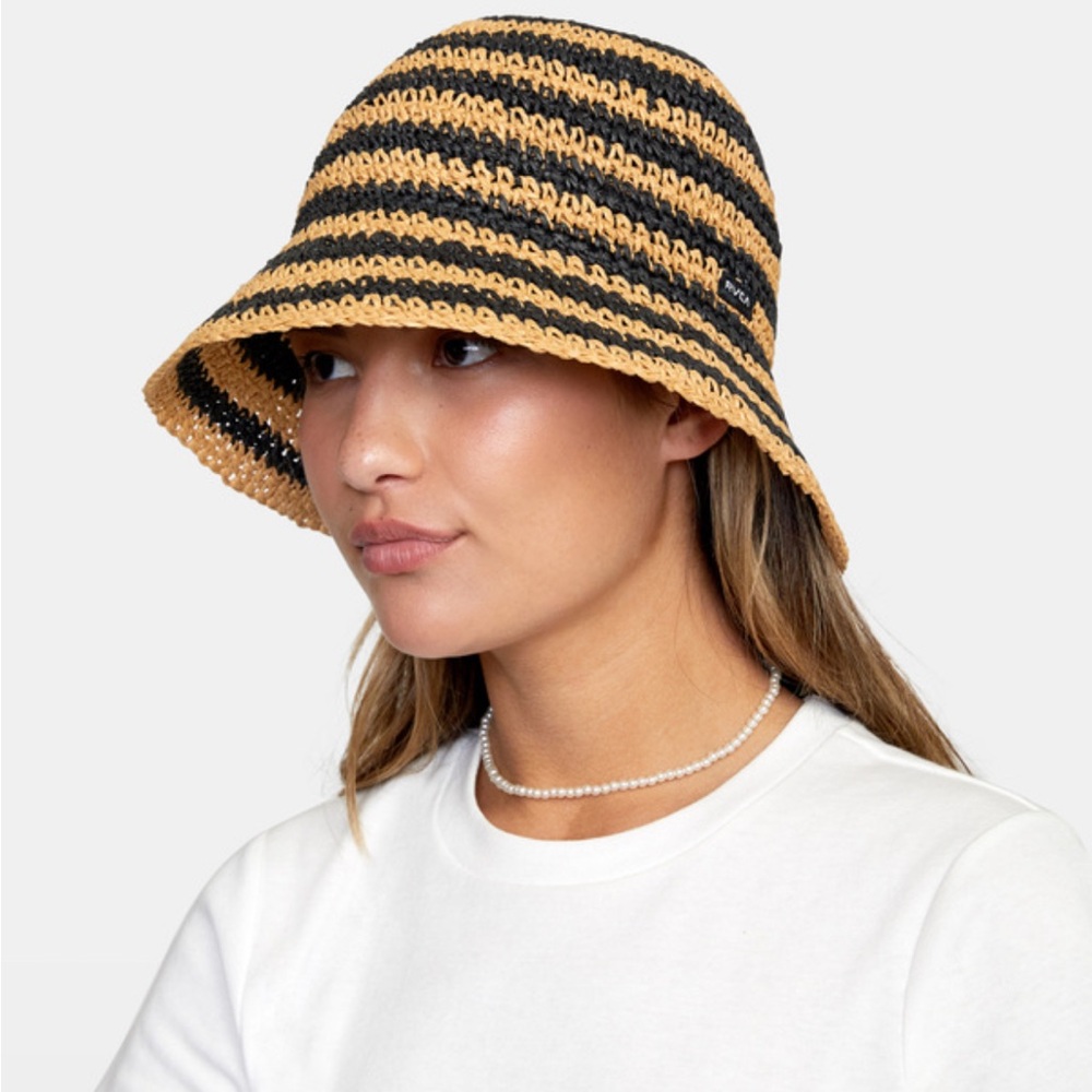 RVCA Right on bucket hat